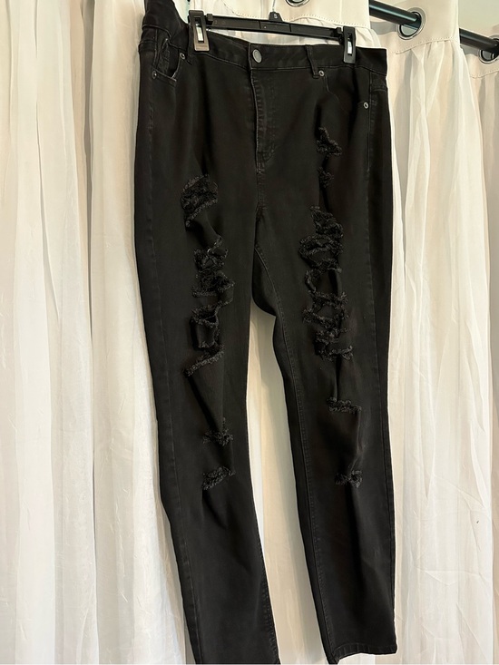 Rue21 Denim - Twenty-One Black Premium Black Distressed Women’s Jeans - Classic Street Style